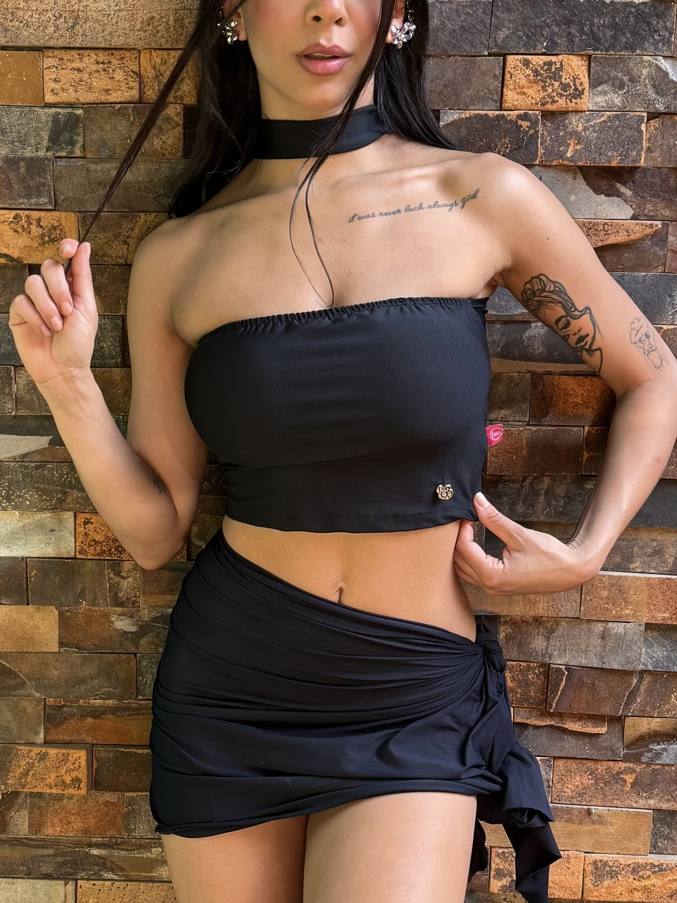 3C8F3E6D-F504-4D43-8974-80F0E61EF643