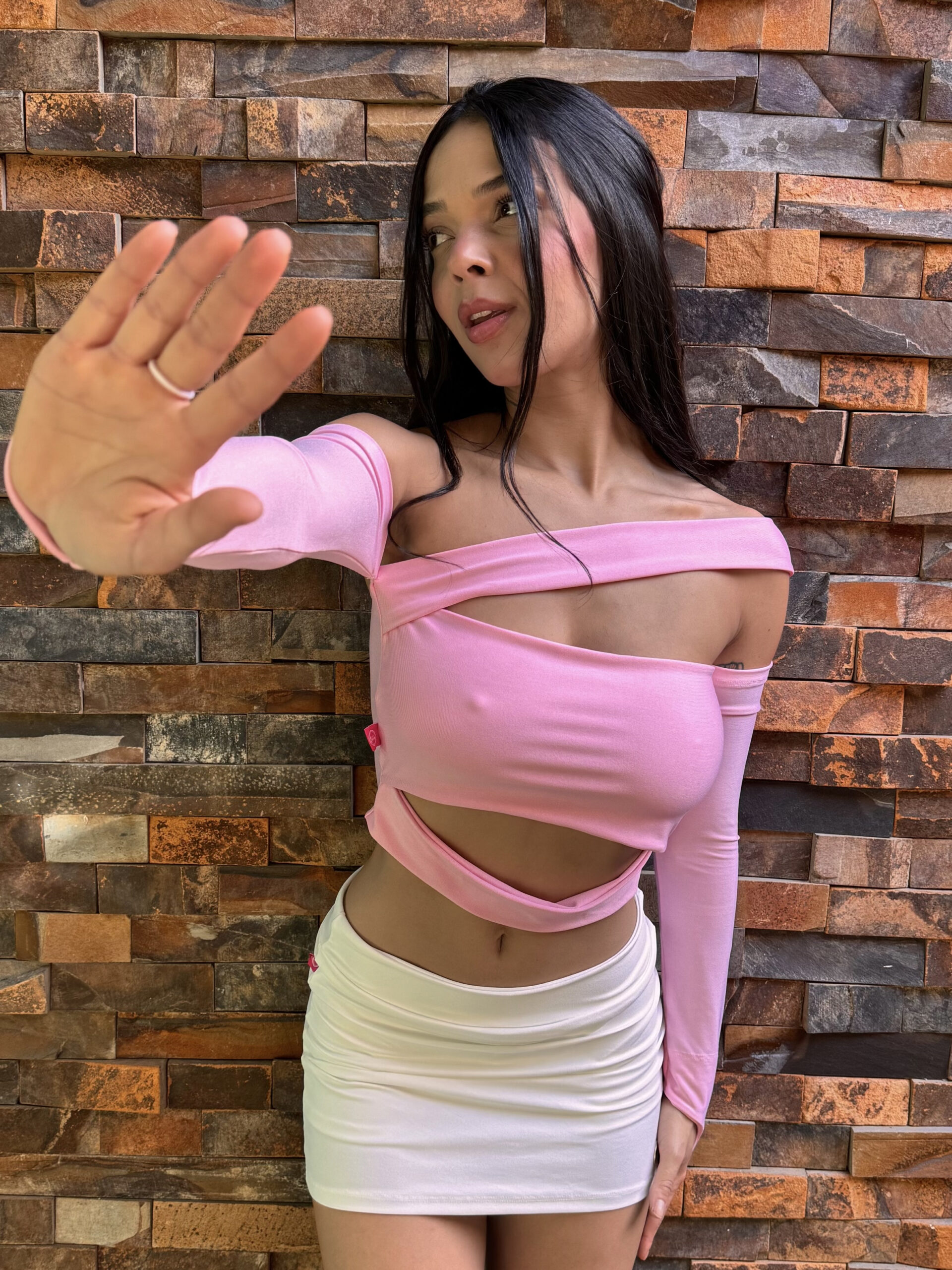 DBE753B2-0338-43CC-A898-C6890A2EB5B4